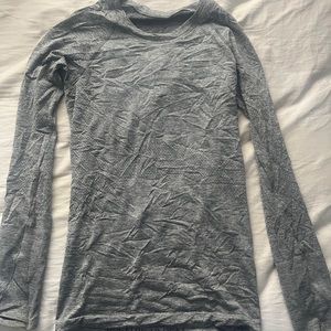 Lululemon swiftly tech long sleeve